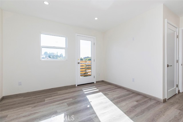 Detail Gallery Image 25 of 30 For 1754 N Berendo St #C,  Los Angeles,  CA 90027 - 3 Beds | 2/1 Baths