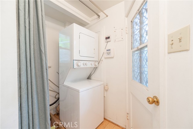 Detail Gallery Image 42 of 68 For 432 Fernwood Pacific, Topanga,  CA 90290 - 2 Beds | 2 Baths