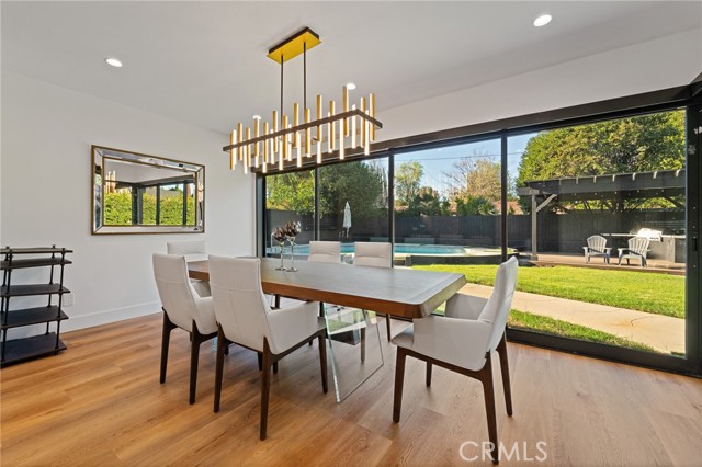 Detail Gallery Image 11 of 41 For 23103 Leonora, Woodland Hills,  CA 91367 - 3 Beds | 3 Baths