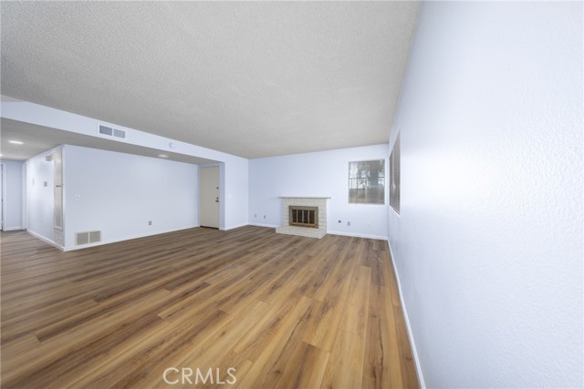 Detail Gallery Image 6 of 47 For 3118 Little Mountain #a, San Bernardino,  CA 92405 - 2 Beds | 2 Baths