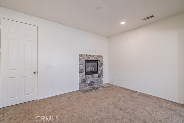 43839 58th W Street, Lancaster CA: https://media.crmls.org/medias/71ab63bc-fcf2-4f4e-9e4d-27c6042174d6.jpg