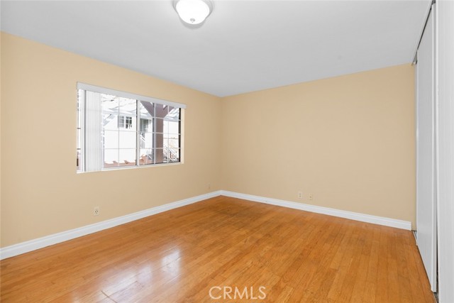1941 W Kenneth Road, Glendale CA: https://media.crmls.org/medias/71ab6ed0-1f4e-41d6-aa3c-f52ac8b3a8d8.jpg