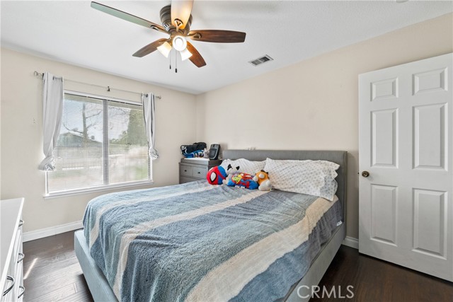 Detail Gallery Image 12 of 23 For 17210 Mesa Ave, Fontana,  CA 92336 - 3 Beds | 2 Baths