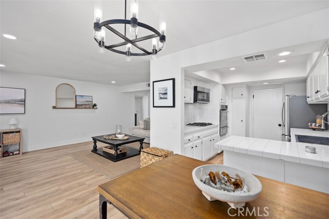 30788 Calle Chueca, San Juan Capistrano CA: https://media.crmls.org/medias/71ac187b-dd12-4b58-b7dc-72370bd19eb7.jpg