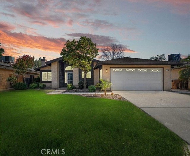 6708 Plaquemines Drive, Bakersfield CA: https://media.crmls.org/medias/71ac3723-85be-4623-a8fc-e24a40114a17.jpg