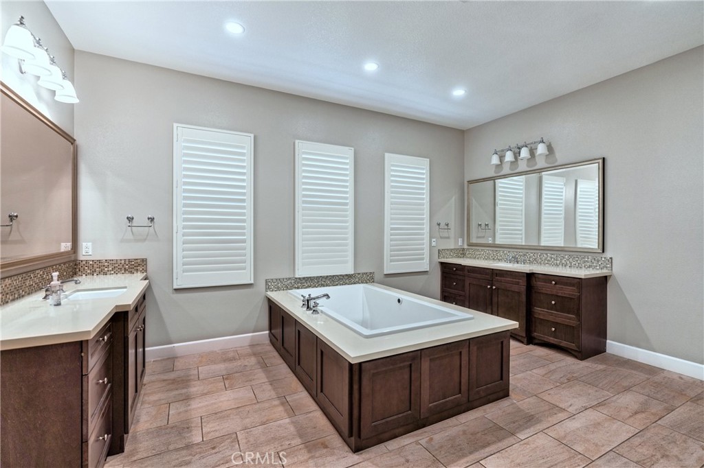 MLS #TR25248418 image #31