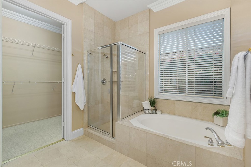 MLS #OC25269691 image #15