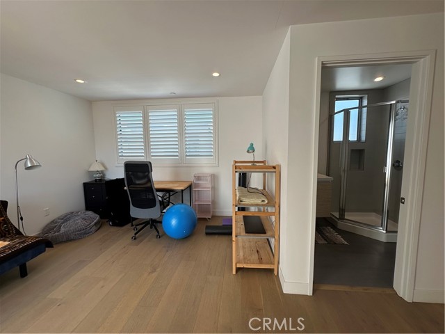 Detail Gallery Image 21 of 24 For 3103 S Dakota Dr, Los Angeles,  CA 90034 - 3 Beds | 3/1 Baths