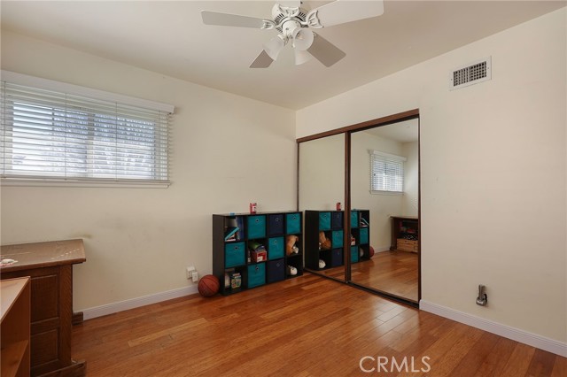 Detail Gallery Image 17 of 31 For 16837 Itasca, Northridge,  CA 91343 - 4 Beds | 3 Baths