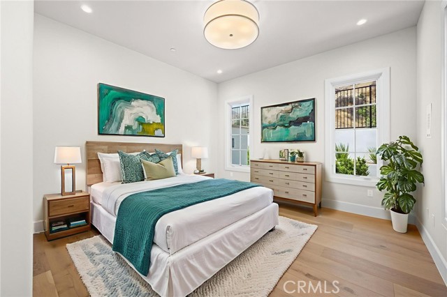 Image 15 of 39 For 9 Nathaniel Terrace