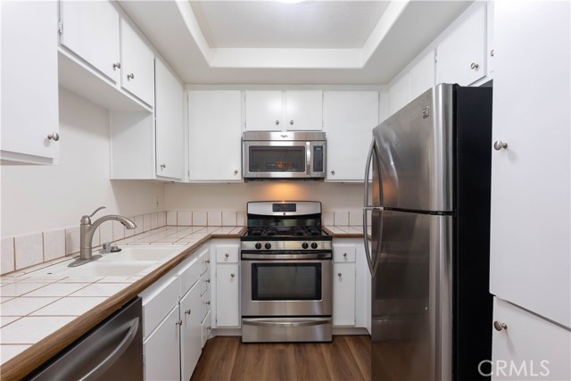 Detail Gallery Image 10 of 28 For 2044 Choctaw Dr, West Covina,  CA 91791 - 3 Beds | 2/1 Baths