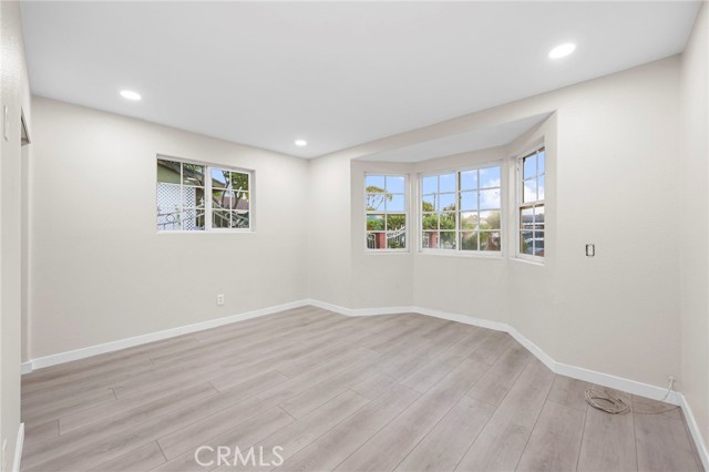 829 Foxworth photo 19