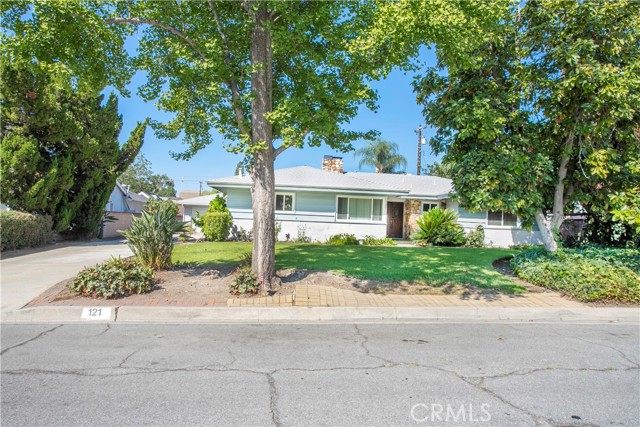 121 Pflueger Ave, Glendora, CA 91741