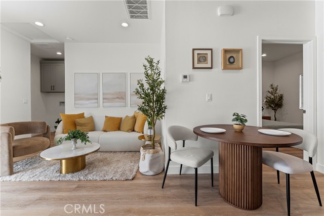 Detail Gallery Image 8 of 14 For 13158 Cedar St, Westminster,  CA 92683 - 2 Beds | 2 Baths