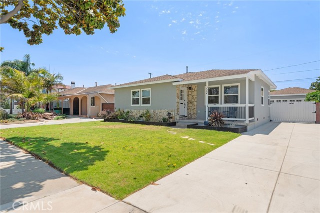 2704 184th Street, Redondo Beach CA: https://media.crmls.org/medias/71b5ee2e-e2c2-4a6e-bb7b-e716f7ac5e60.jpg