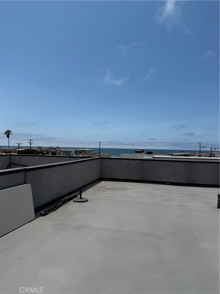 https://media.crmls.org/medias/71b7700f-ef6d-401c-8928-2082a5d2330d.jpg?preset=X-Large