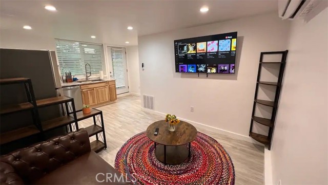 7950 Capistrano Avenue, West Hills CA: https://media.crmls.org/medias/71b7c664-9931-4fde-ac64-5faef4c7c365.jpg