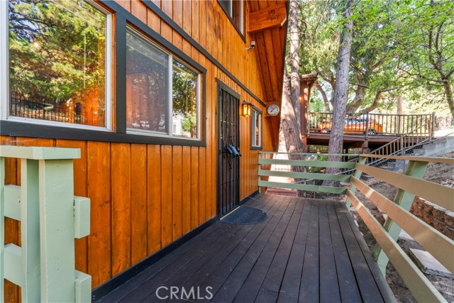 Detail Gallery Image 4 of 47 For 31115 Valley Oak Dr, Running Springs,  CA 92382 - 4 Beds | 2/1 Baths