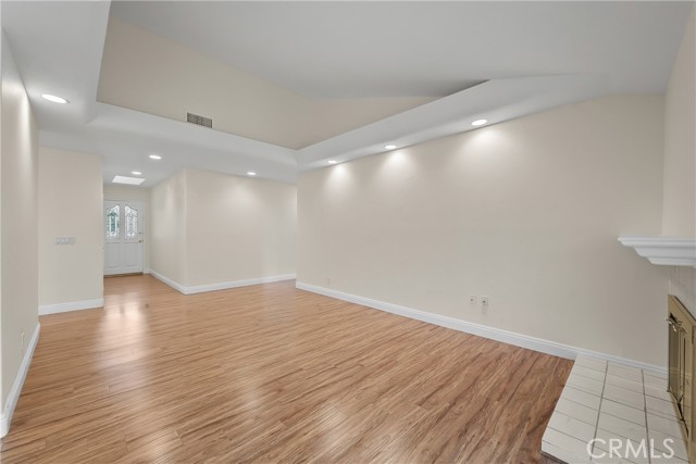 Detail Gallery Image 8 of 42 For 2371 Northpark St, Thousand Oaks,  CA 91362 - 3 Beds | 2 Baths