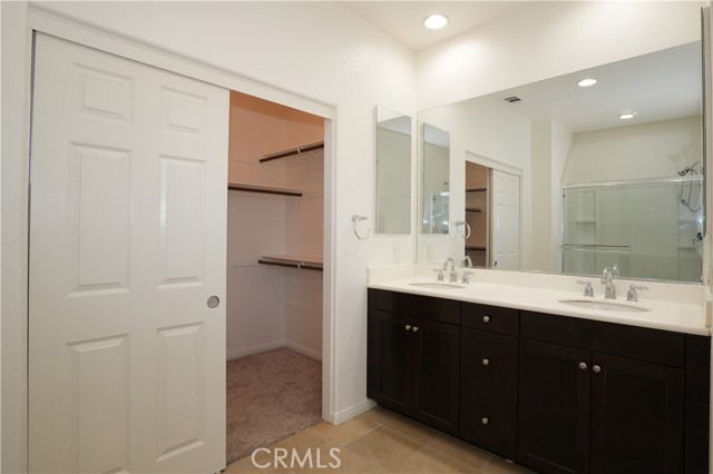 Detail Gallery Image 14 of 19 For 202 W Cork Tree Dr, Orange,  CA 92865 - 3 Beds | 2/1 Baths