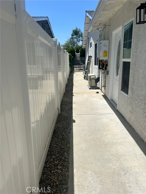 Detail Gallery Image 37 of 44 For 24206 Saint Edens Circle, West Hills,  CA 91307 - 3 Beds | 2 Baths