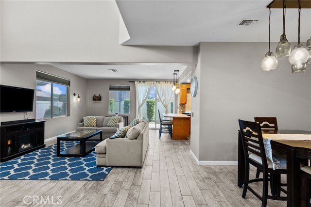 27606 Primrose Lane, Castaic CA: https://media.crmls.org/medias/71b8e8b3-8a15-4274-b783-ae58c9e39fa9.jpg