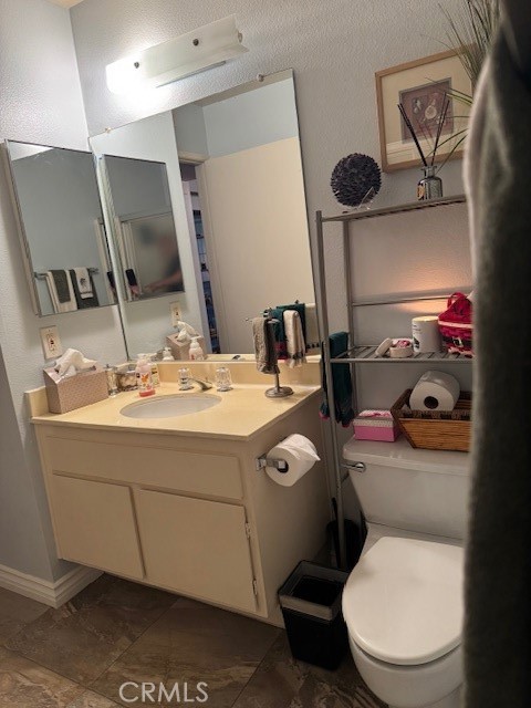 Detail Gallery Image 24 of 26 For 13116 La Jolla Cir, La Mirada,  CA 90638 - 2 Beds | 2 Baths