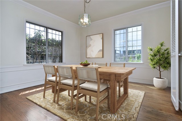 Detail Gallery Image 8 of 23 For 5625 Matilija Ave, Valley Glen,  CA 91401 - 2 Beds | 2 Baths