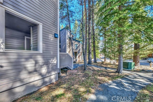 Detail Gallery Image 18 of 26 For 3535 Lake Tahoe Blvd #410,  South Lake Tahoe,  CA 96150 - 3 Beds | 2 Baths