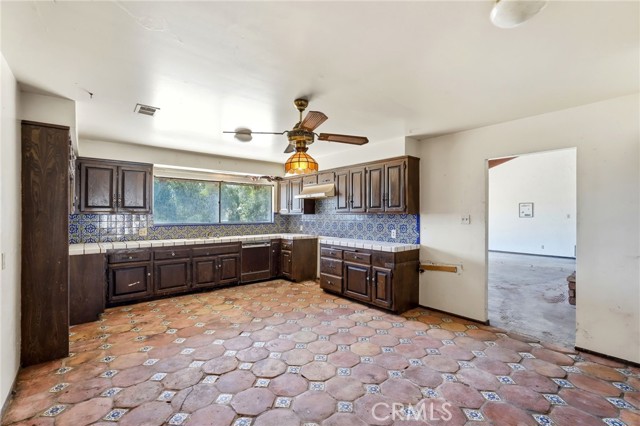 Detail Gallery Image 13 of 45 For 11560 Darling Rd, Agua Dulce,  CA 91390 - 4 Beds | 3 Baths