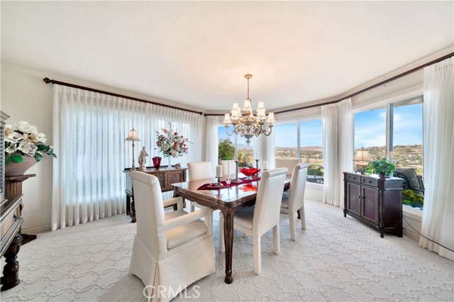 Detail Gallery Image 6 of 34 For 5504 E Crest De Ville Ave, Orange,  CA 92867 - 3 Beds | 2/1 Baths