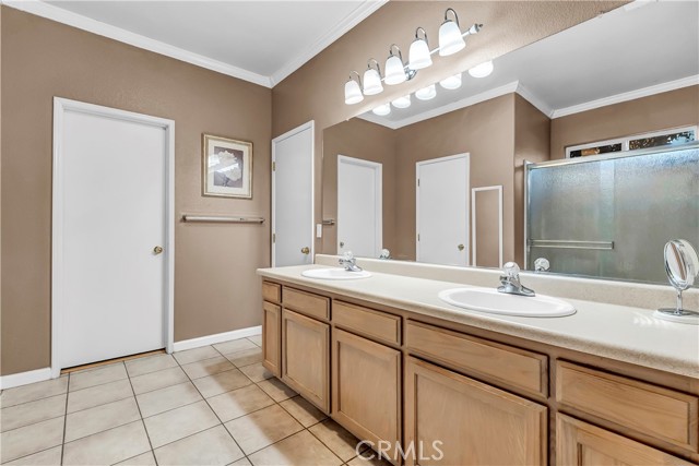 Detail Gallery Image 32 of 52 For 2673 Clarete St, Tulare,  CA 93274 - 4 Beds | 3 Baths