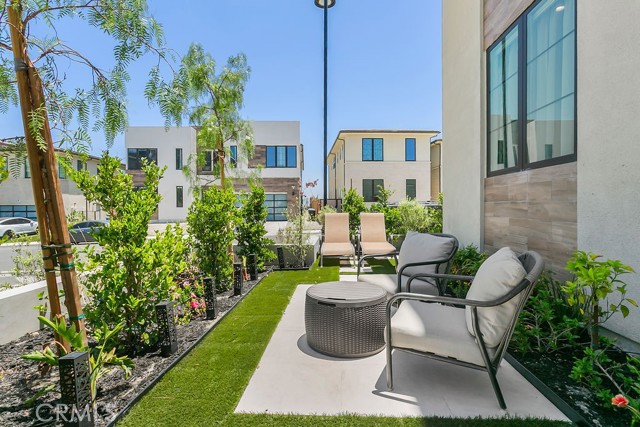 20042 W Mersey Lane, Porter Ranch CA: https://media.crmls.org/medias/71bca202-95a9-443f-8450-d2a6e1d2eac7.jpg
