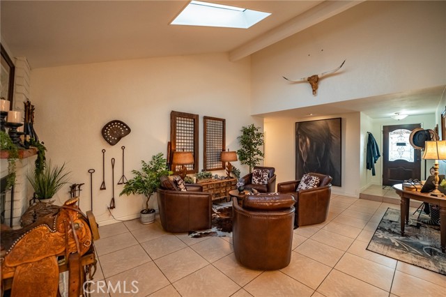 Detail Gallery Image 14 of 36 For 1027 Ronda Cir, La Verne,  CA 91750 - 3 Beds | 2 Baths