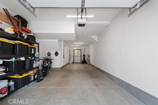 Image 34 of 51 For 242 Niebla Ln