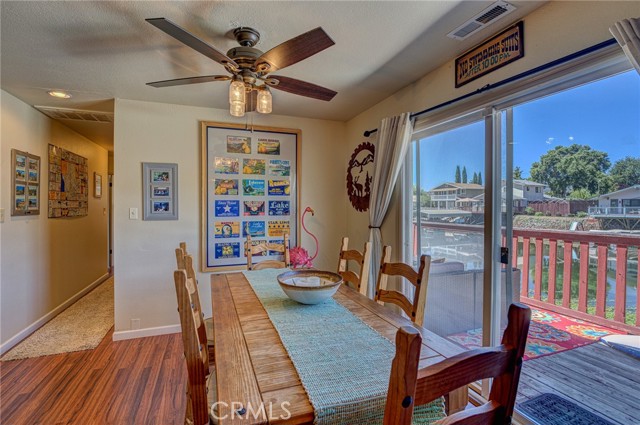 Detail Gallery Image 15 of 39 For 695 Bass Ln, Clearlake Oaks,  CA 95423 - 3 Beds | 2 Baths