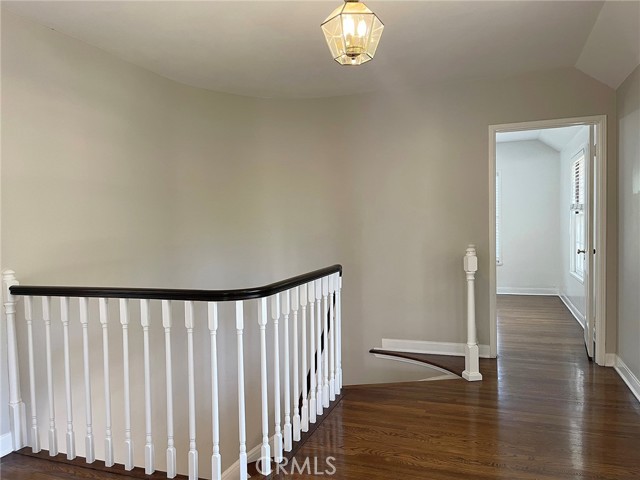 1420 Pasqualito Drive, San Marino CA: https://media.crmls.org/medias/71bd7307-0cde-4e86-ad4f-1fb35e54026a.jpg