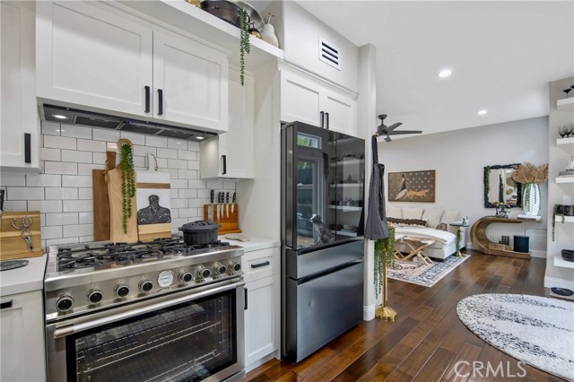 Detail Gallery Image 11 of 36 For 133 Concerto, Oak Park,  CA 91377 - 3 Beds | 3 Baths