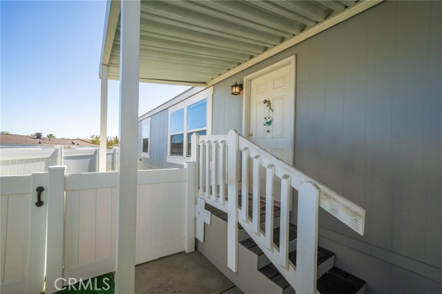 Detail Gallery Image 5 of 16 For 8389 Baker Ave #3,  Rancho Cucamonga,  CA 91730 - 3 Beds | 2 Baths