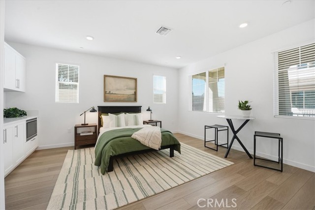 Detail Gallery Image 30 of 53 For 2392 Haley Point Drive #104,  Ventura,  CA 93003 - 3 Beds | 3/1 Baths