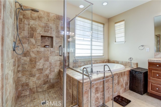 Detail Gallery Image 33 of 60 For 13033 Ridge Route Road, Riverside,  CA 92503 - 5 Beds | 4/1 Baths