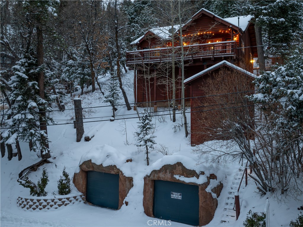 https://media.crmls.org/medias/71be9fb2-939e-420c-a302-2e29dcbfa73b.jpg?preset=X-Large