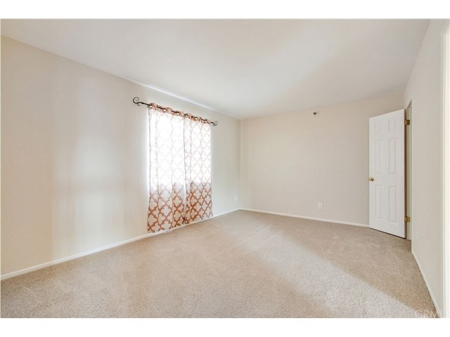 Detail Gallery Image 19 of 29 For 726 Elm Ave #304,  Long Beach,  CA 90813 - 2 Beds | 2 Baths