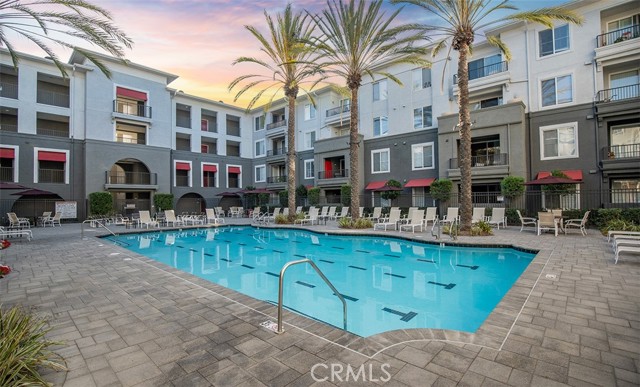 1801 E Katella Avenue, Anaheim CA: https://media.crmls.org/medias/71bffa5b-b5fc-4265-ba8f-1a07dd22359b.jpg