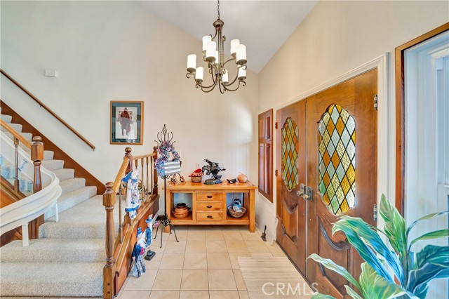 Detail Gallery Image 4 of 74 For 433 Fairway Dr, Palmdale,  CA 93551 - 5 Beds | 3/1 Baths