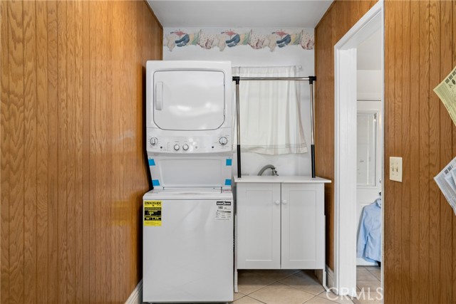 Detail Gallery Image 12 of 27 For 1435 W Wedgewood Dr, Anaheim,  CA 92801 - 3 Beds | 2 Baths