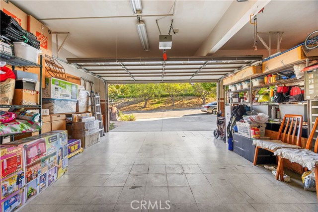 16015 Ranch House Rd, Chino Hills CA: https://media.crmls.org/medias/71c014d2-2740-4262-9820-e931c0624118.jpg