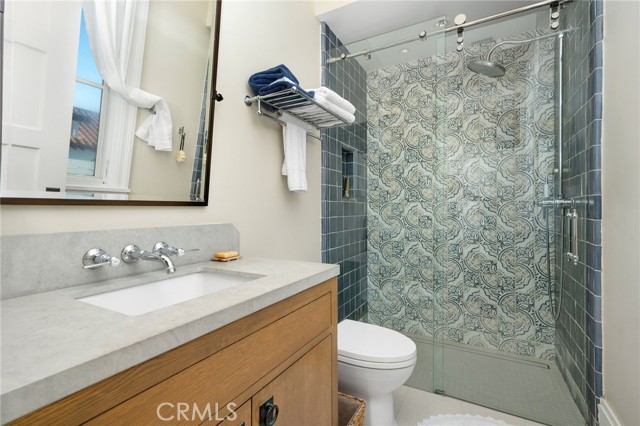 Detail Gallery Image 7 of 74 For 35167 Beach Road, Dana Point,  CA 92624 - 5 Beds | 4/1 Baths
