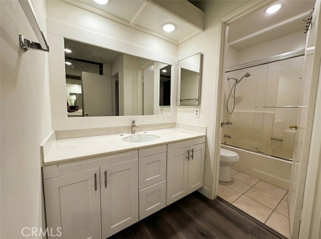 Detail Gallery Image 7 of 11 For 7 Stanford Ct, Irvine,  CA 92612 - 3 Beds | 3 Baths