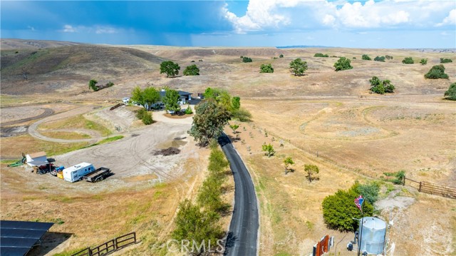 3150 Bluegrass Place, Creston CA: https://media.crmls.org/medias/71c1eae2-e32b-4761-8642-f8e6c87049e4.jpg
